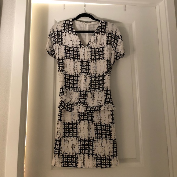 Balenciaga Dresses & Skirts - BRAND NEW Balenciaga Black & White Silk Dress
